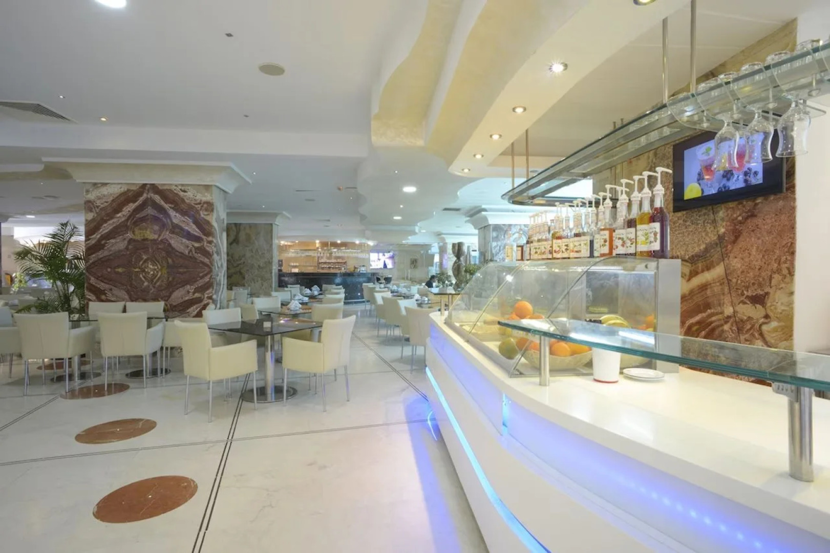 The Penthouse Suites Hotel