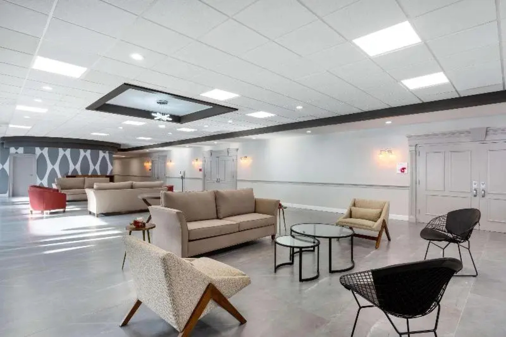 Ramada by Wyndham Windsor Locks