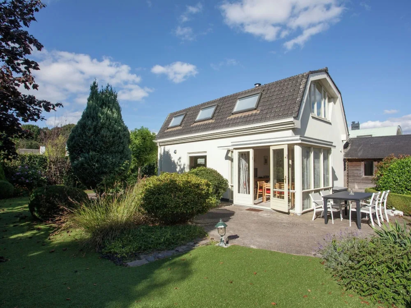 Serene Holiday Home in Noordwijk With Terrace