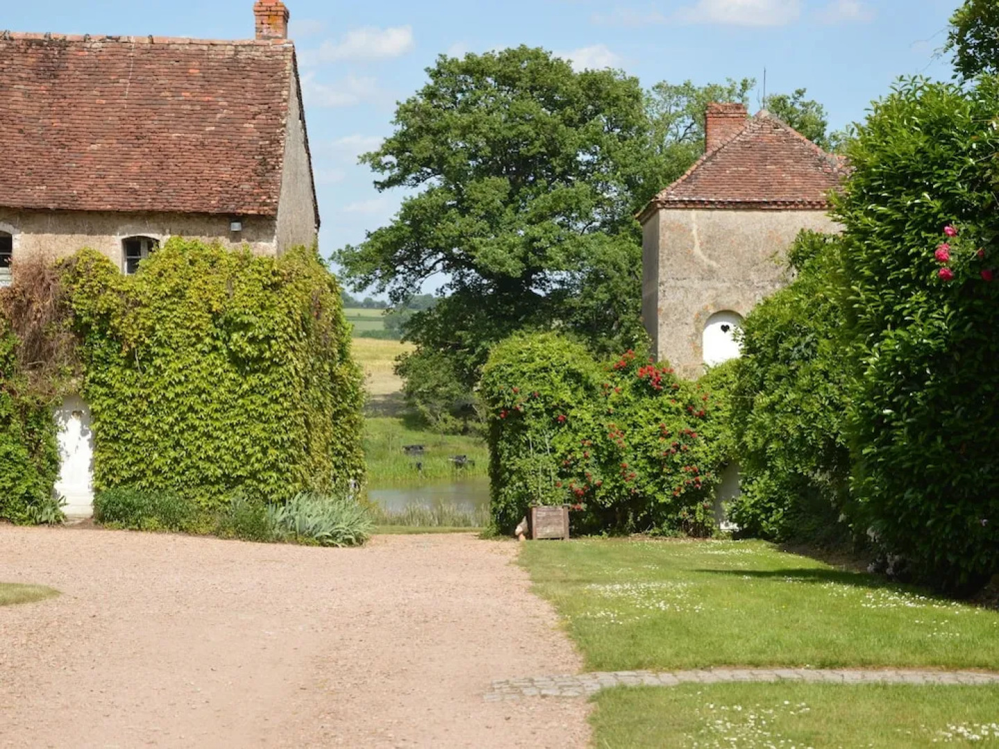 Lovely Mansion With Pond in Champvert