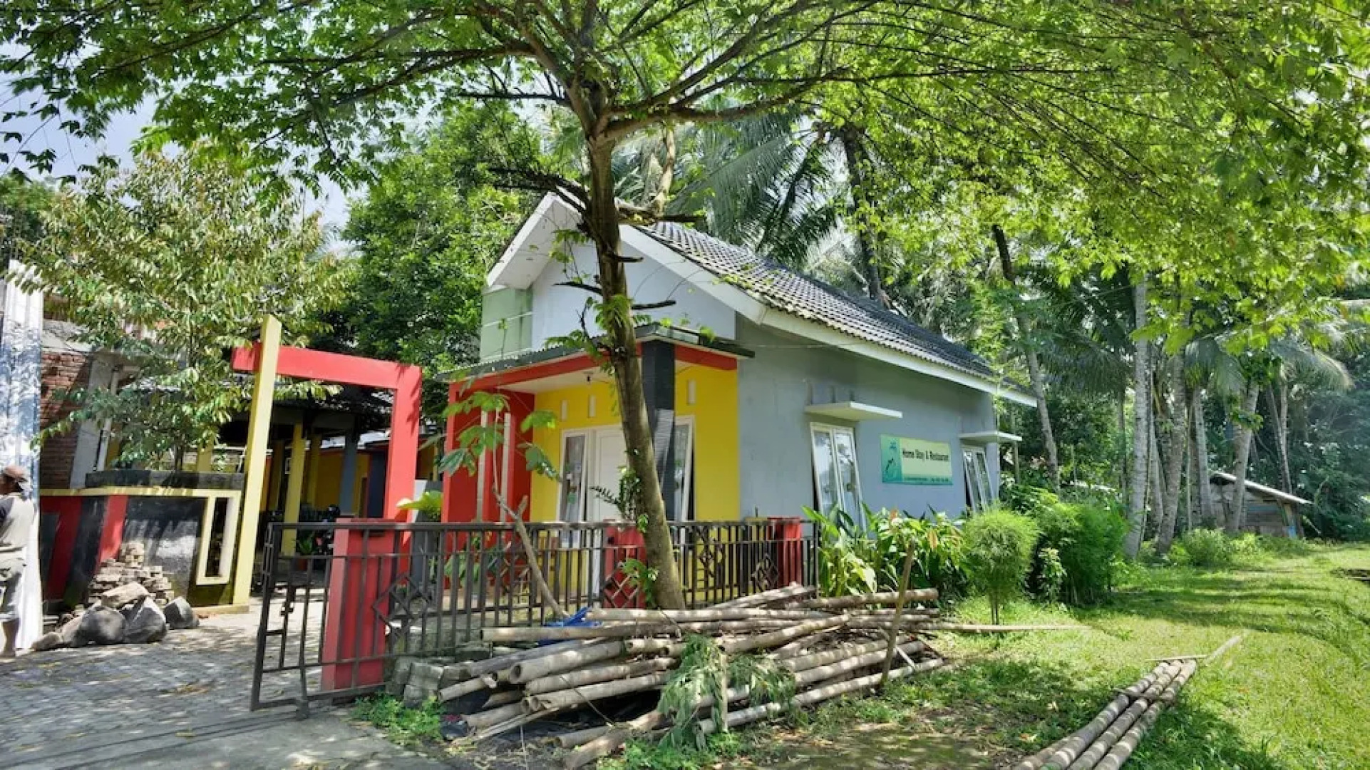 ZEN Rooms Daranindra Borobudur