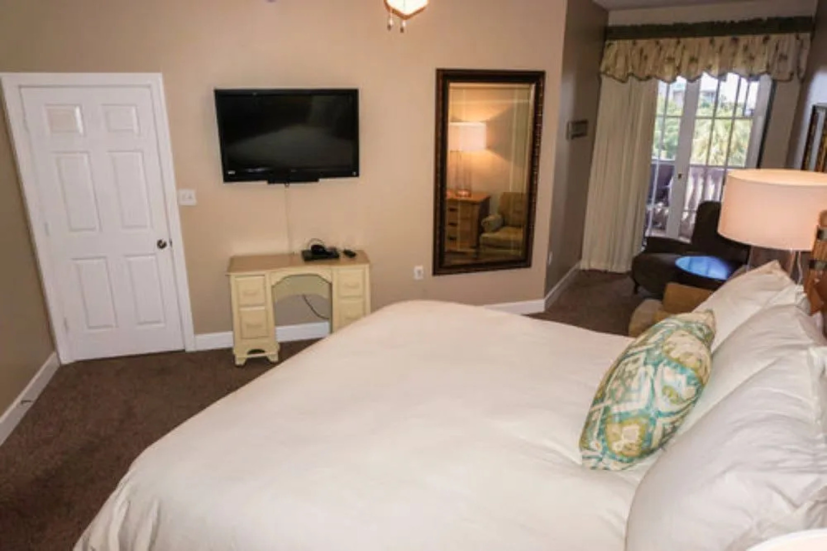 Village of South Walton by Oaseas Resorts