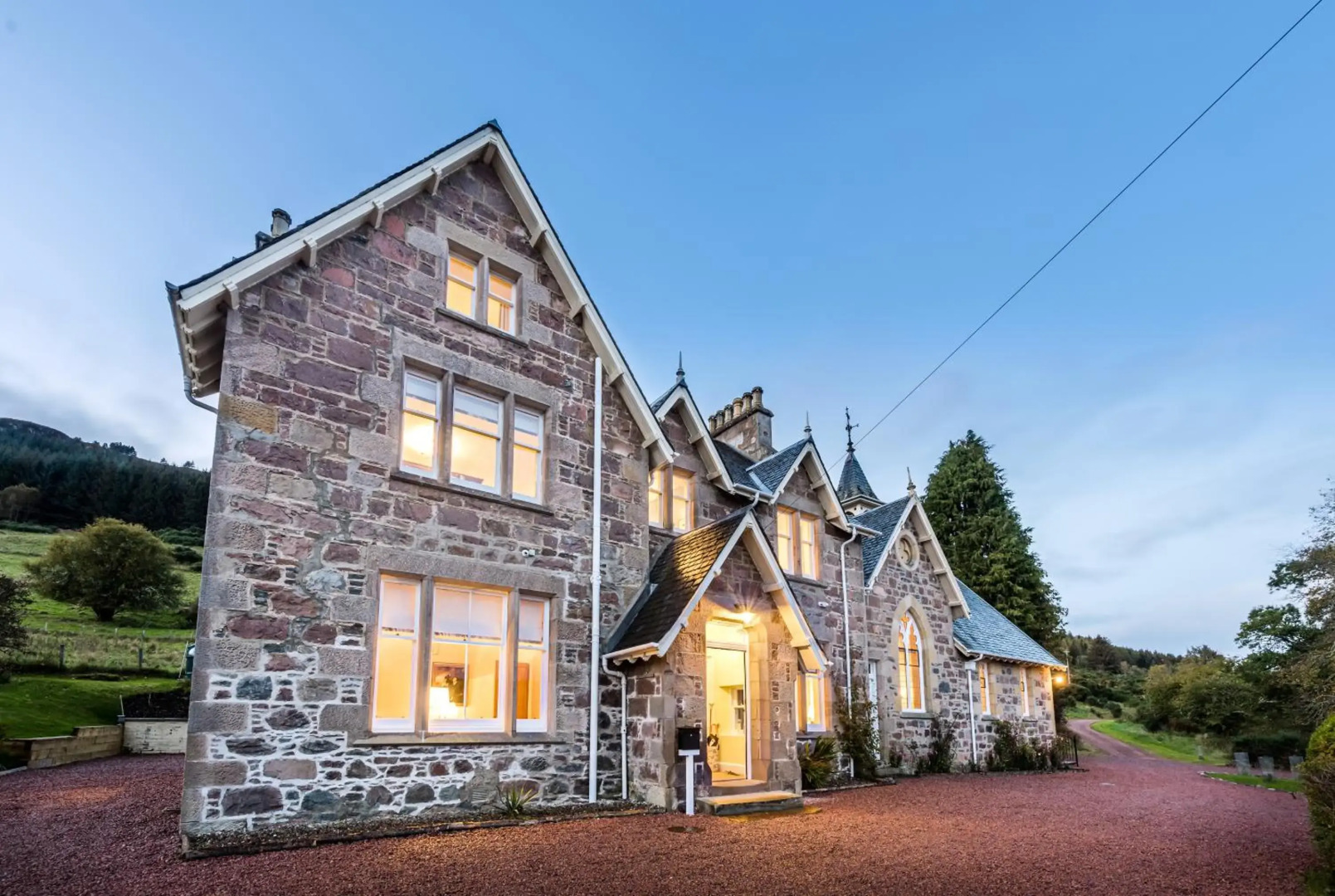 The Old Manse, Loch Ness (highland-escape)