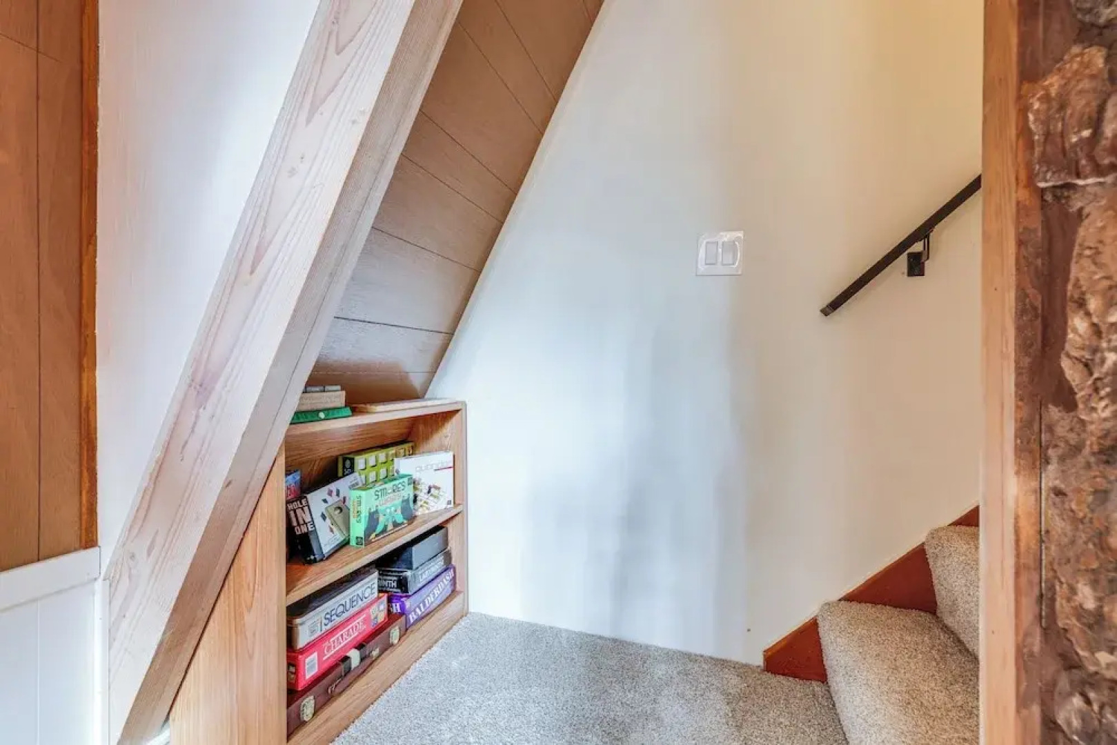 3 Mi to Calaveras Big Trees: Cabin w/ Fire Pit!