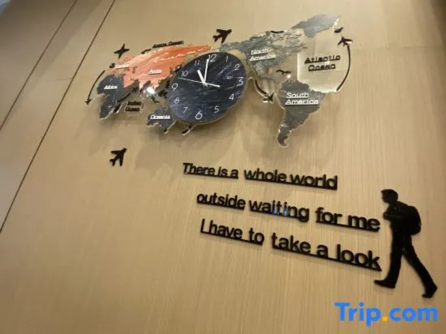 Garze Chin lives in a hotel