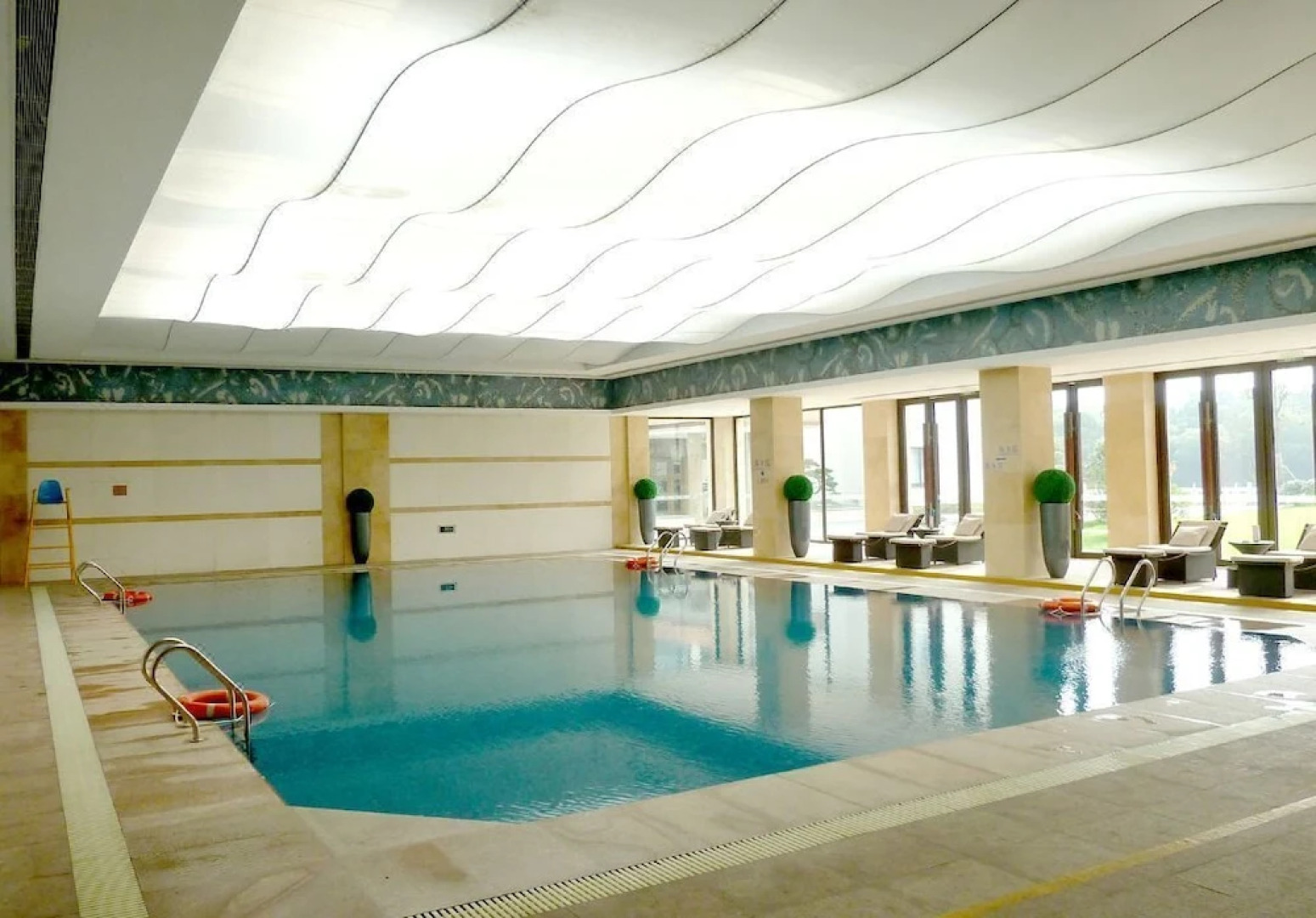 Ondine Oriental International Hotel