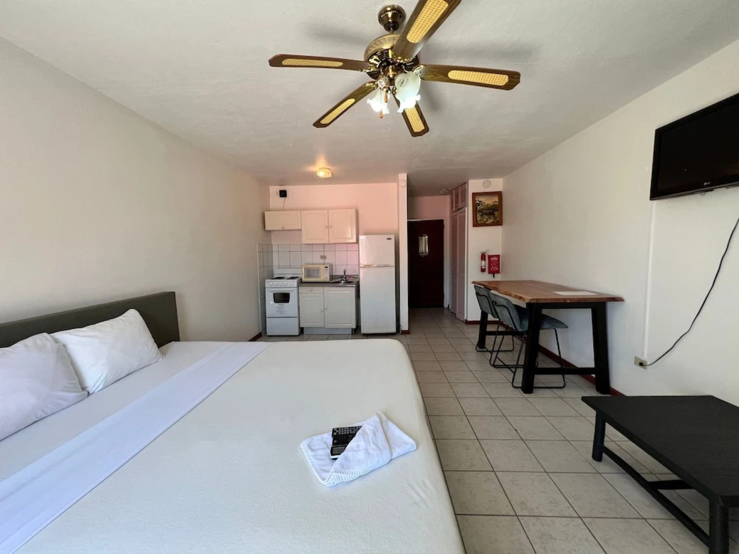 Talk of the Town Inn & Suites