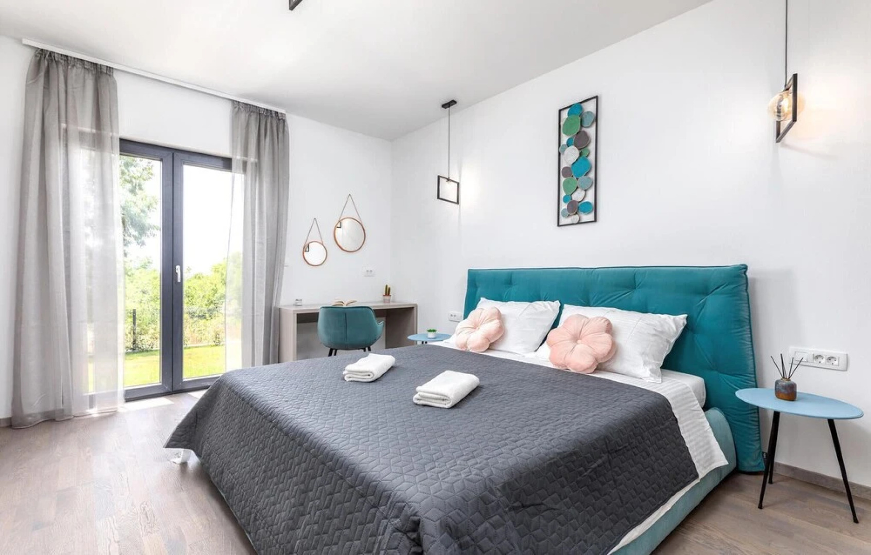 Beautiful Home in Koromacno With Wifi, Heated Swimming Pool and 6 Bedrooms