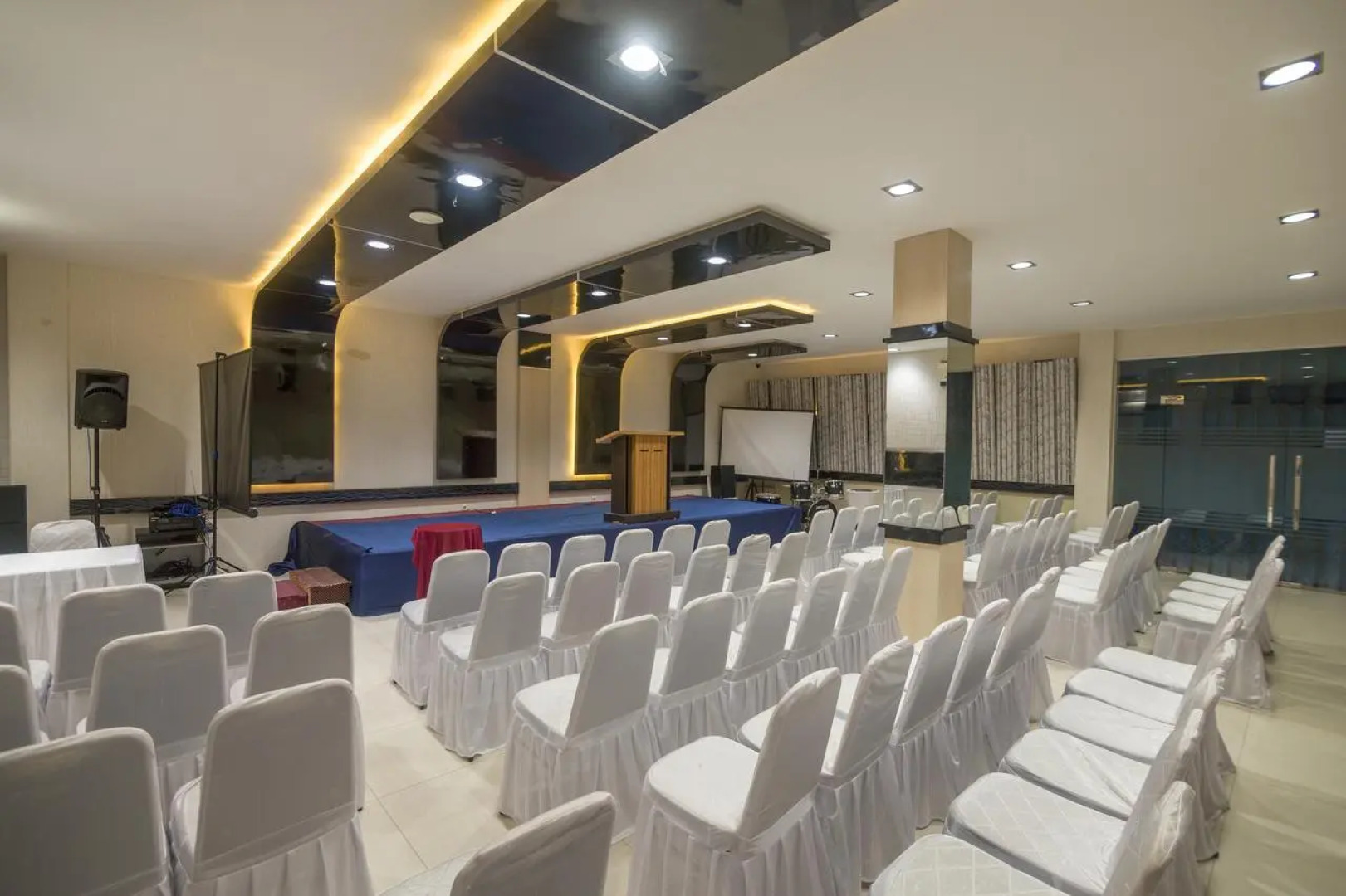 Capital O 1822 Wahana Inn