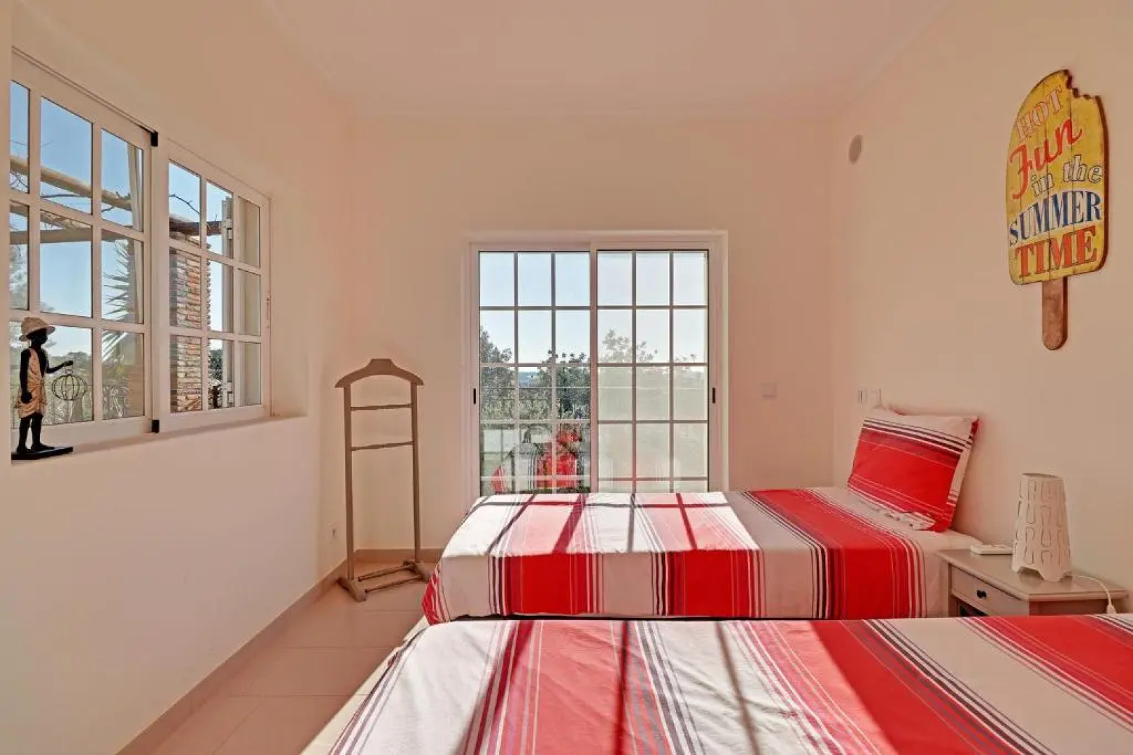 Casa de Apra by Portucasa