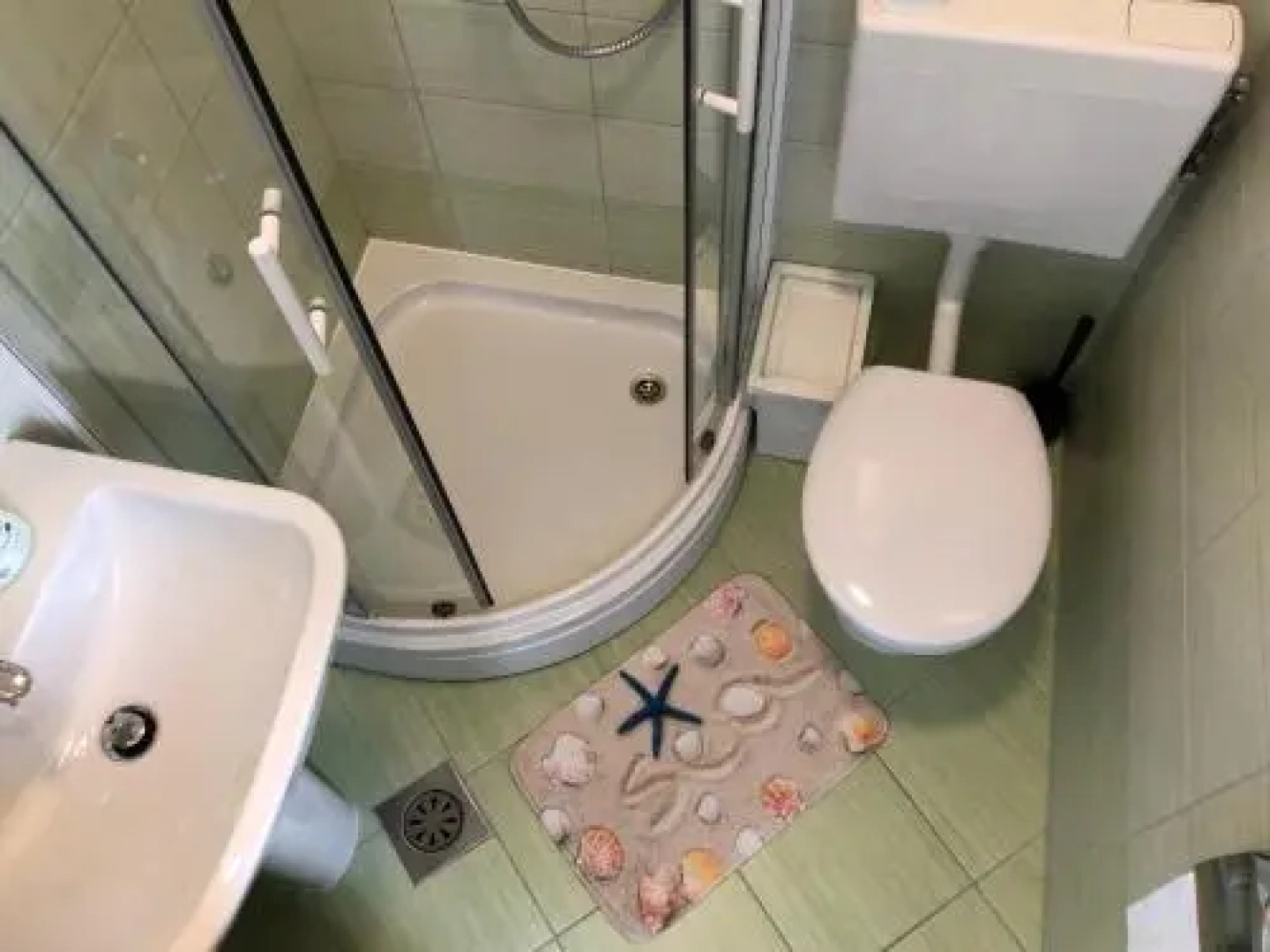 Apartments & Rooms Nardin