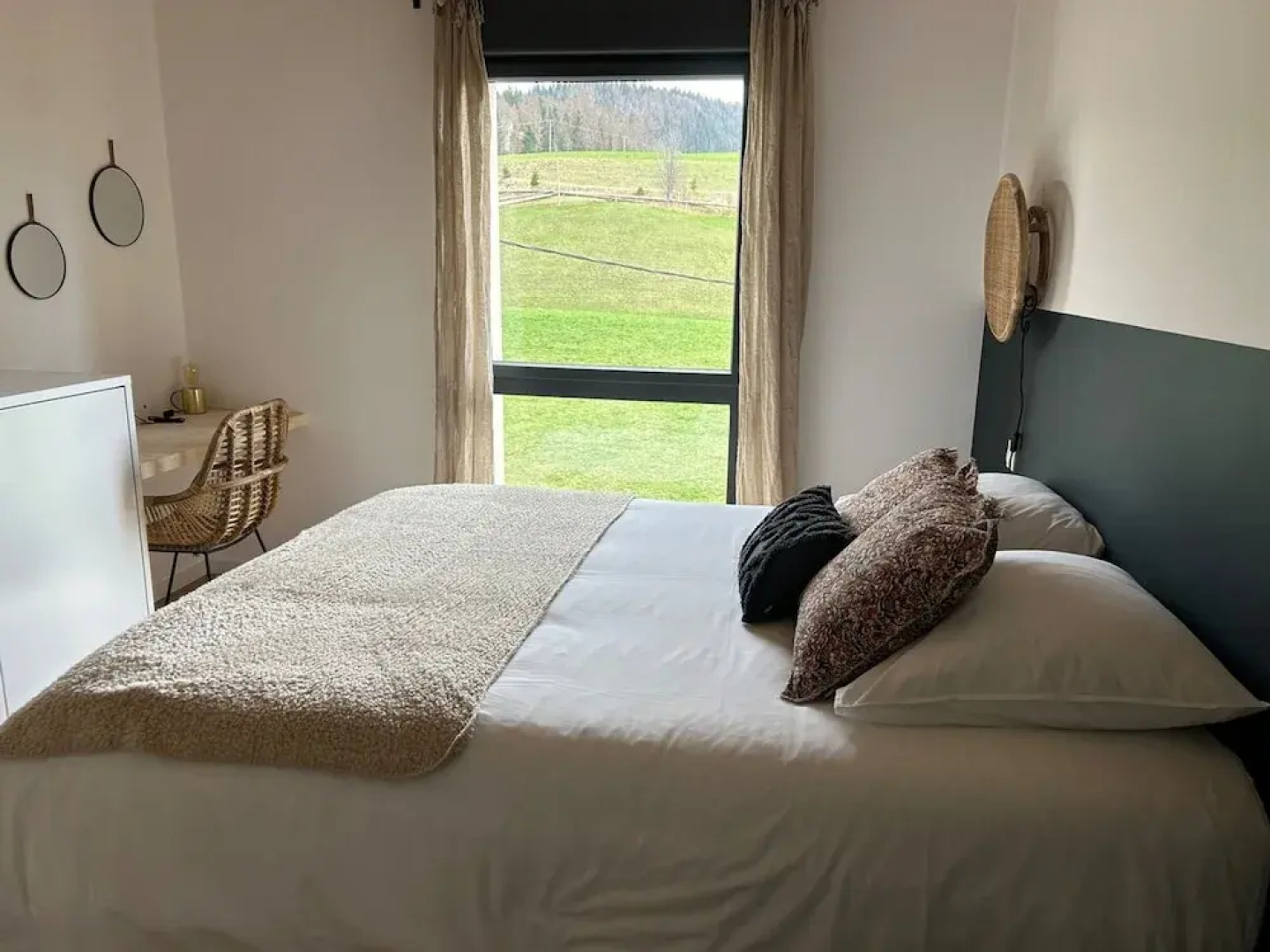 G te Singulier et Authentique Dans Ancienne Ferme