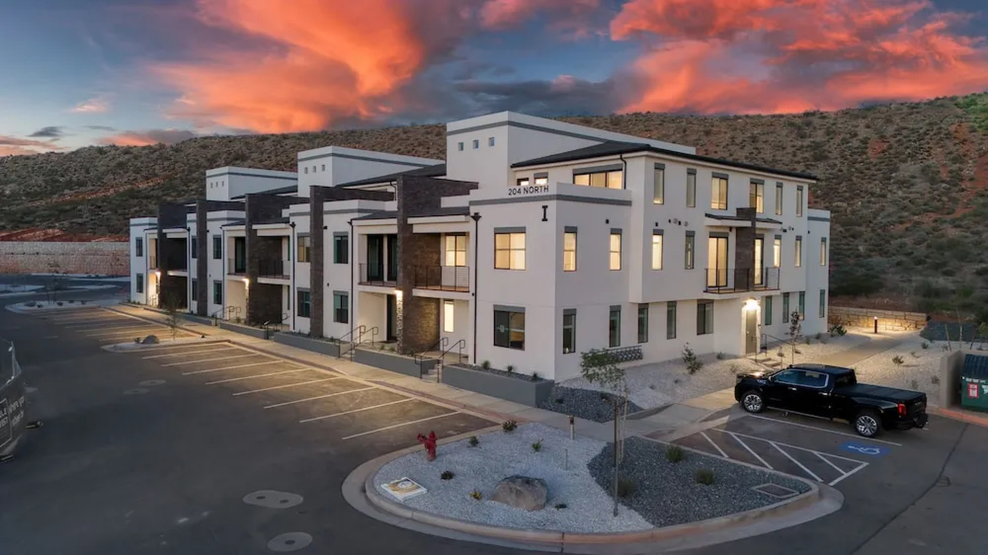 Sand Cove Retreat 5 Bedroom Townhouse