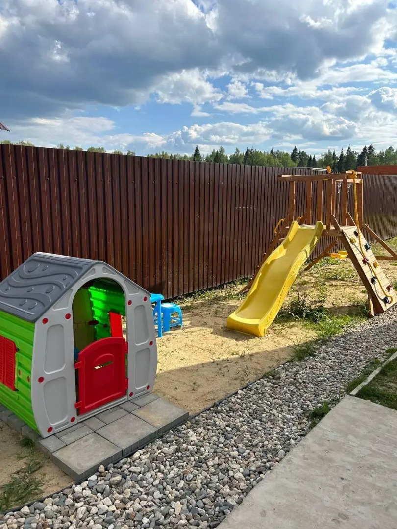 Экко-дом у леса