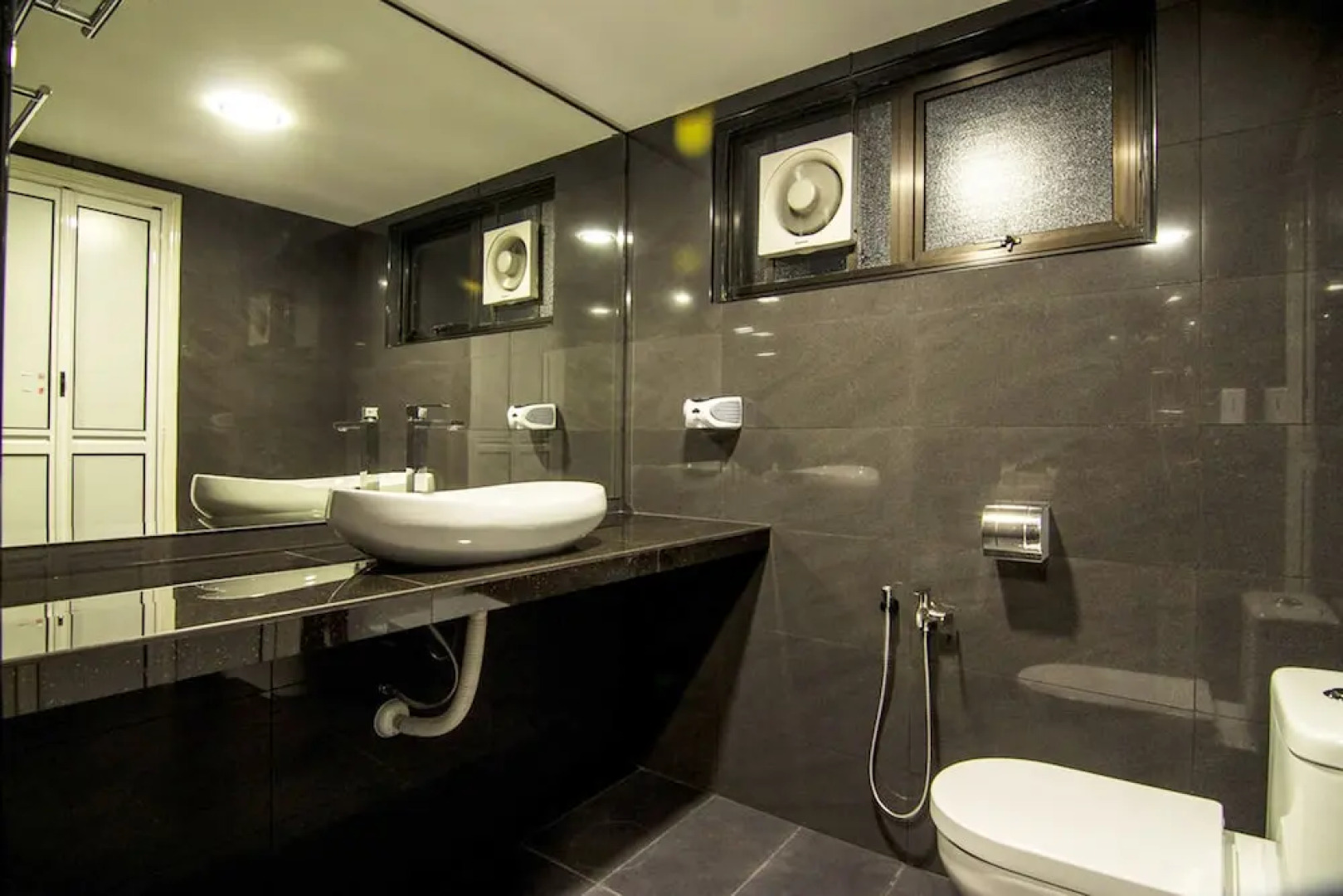 PWTC Bistari Service Apartment