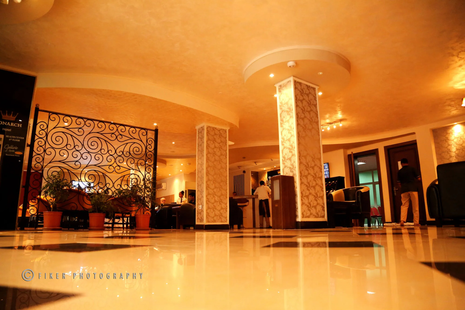 Monarch Parkview Hotel