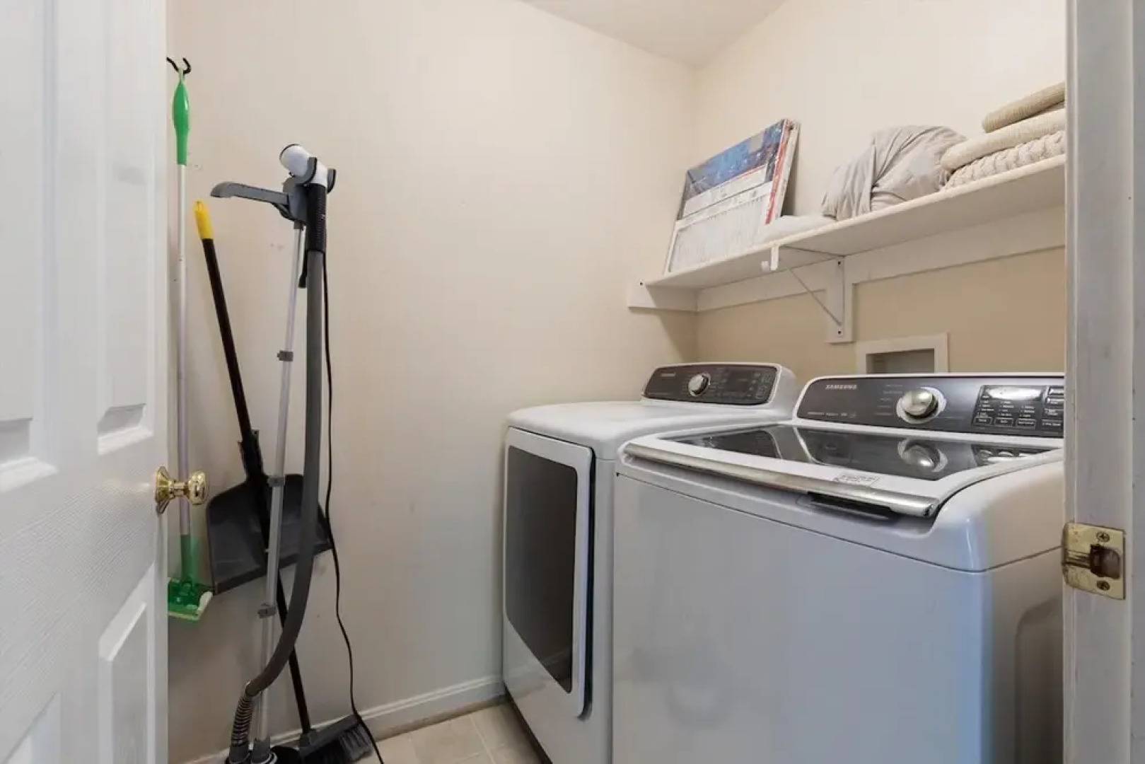 Entire 4 BR in Beloved DC Area Takoma Park