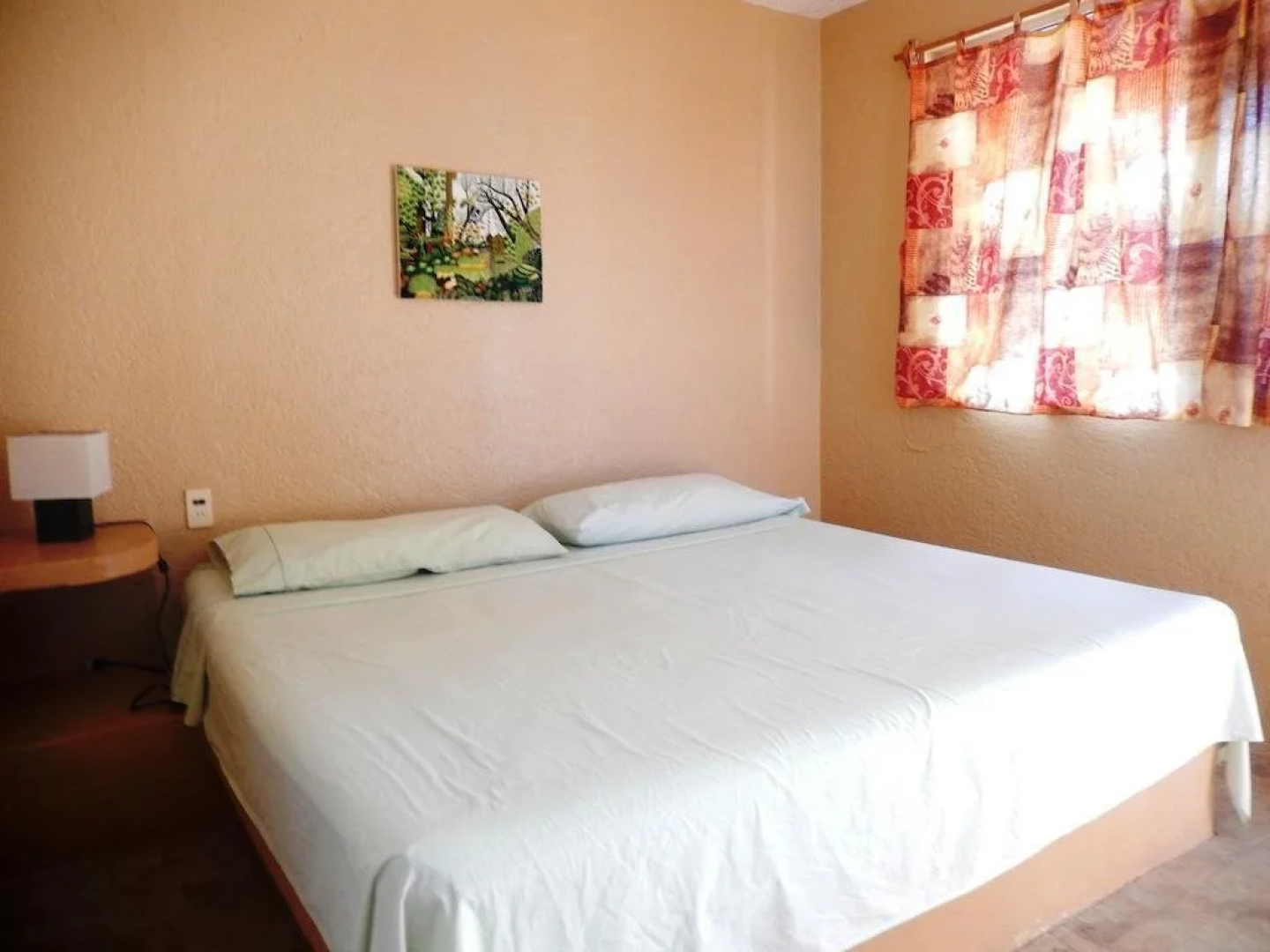 Hotel Evasion