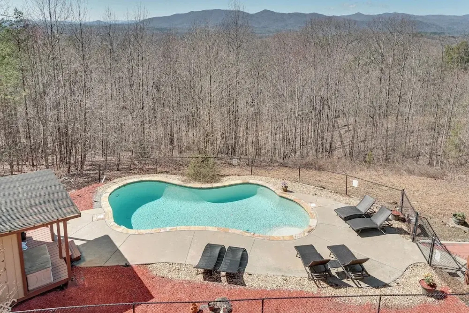 Pool, Hot Tub & Mountain Views: Cleveland Cabin