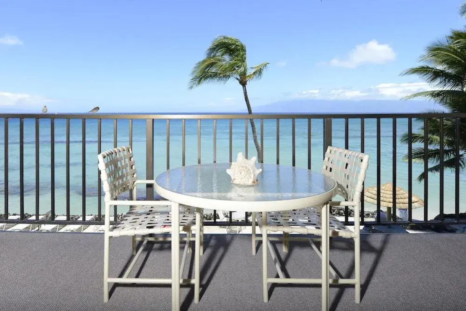 Kaleialoha #313 1 Bedroom 1 Bathroom Condo by Redawning