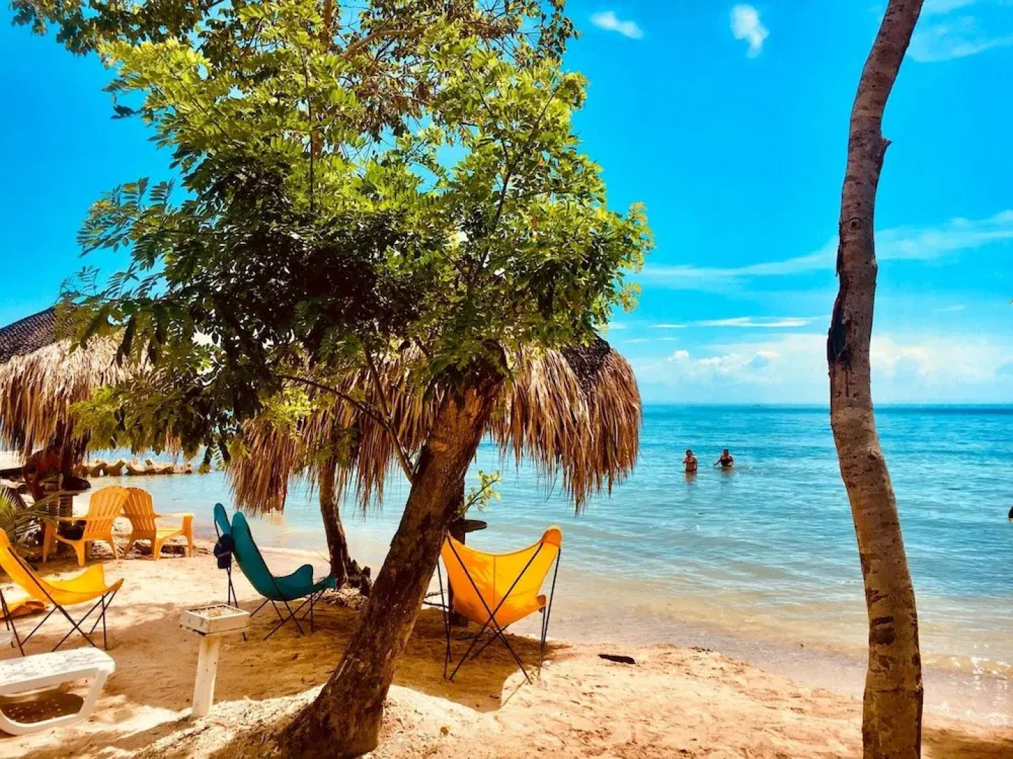 Media Luna Hostel Baru