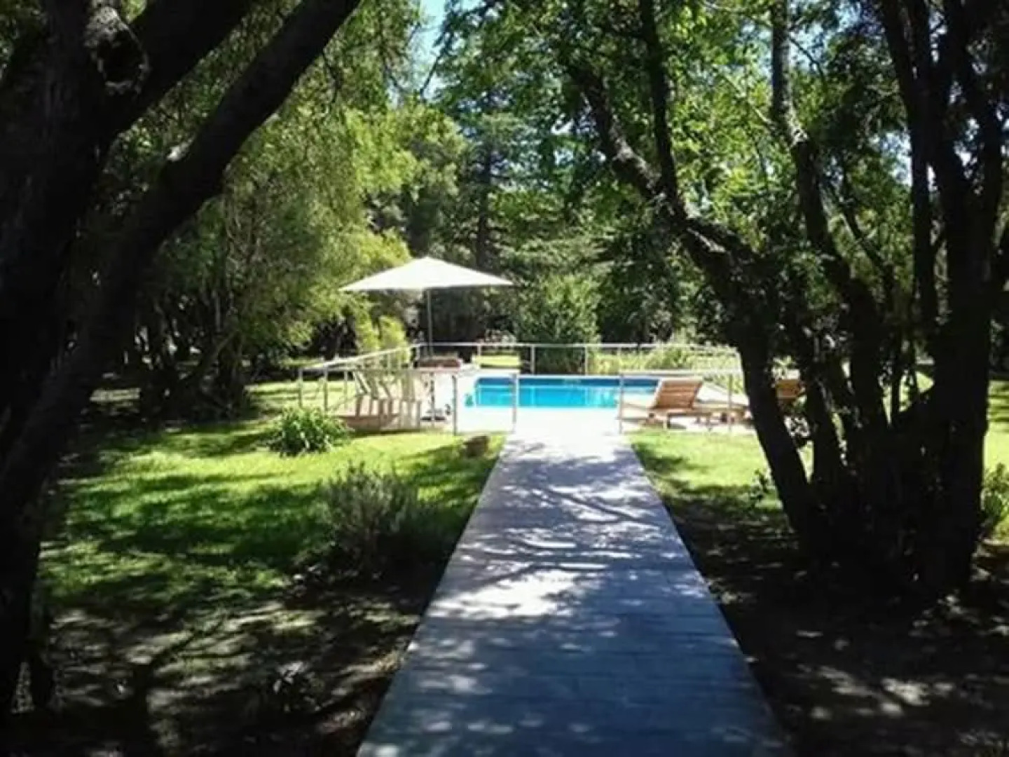 Casa Quinta en Pueblo de Campo.