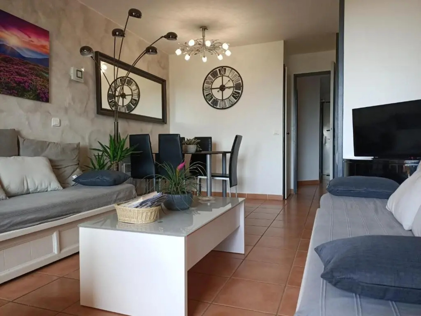 Charmant T2 climatisé avec belle vue , Golf de Pont-Royal