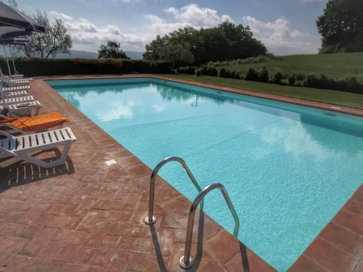 Farmhouse in Proceno With Pool Views