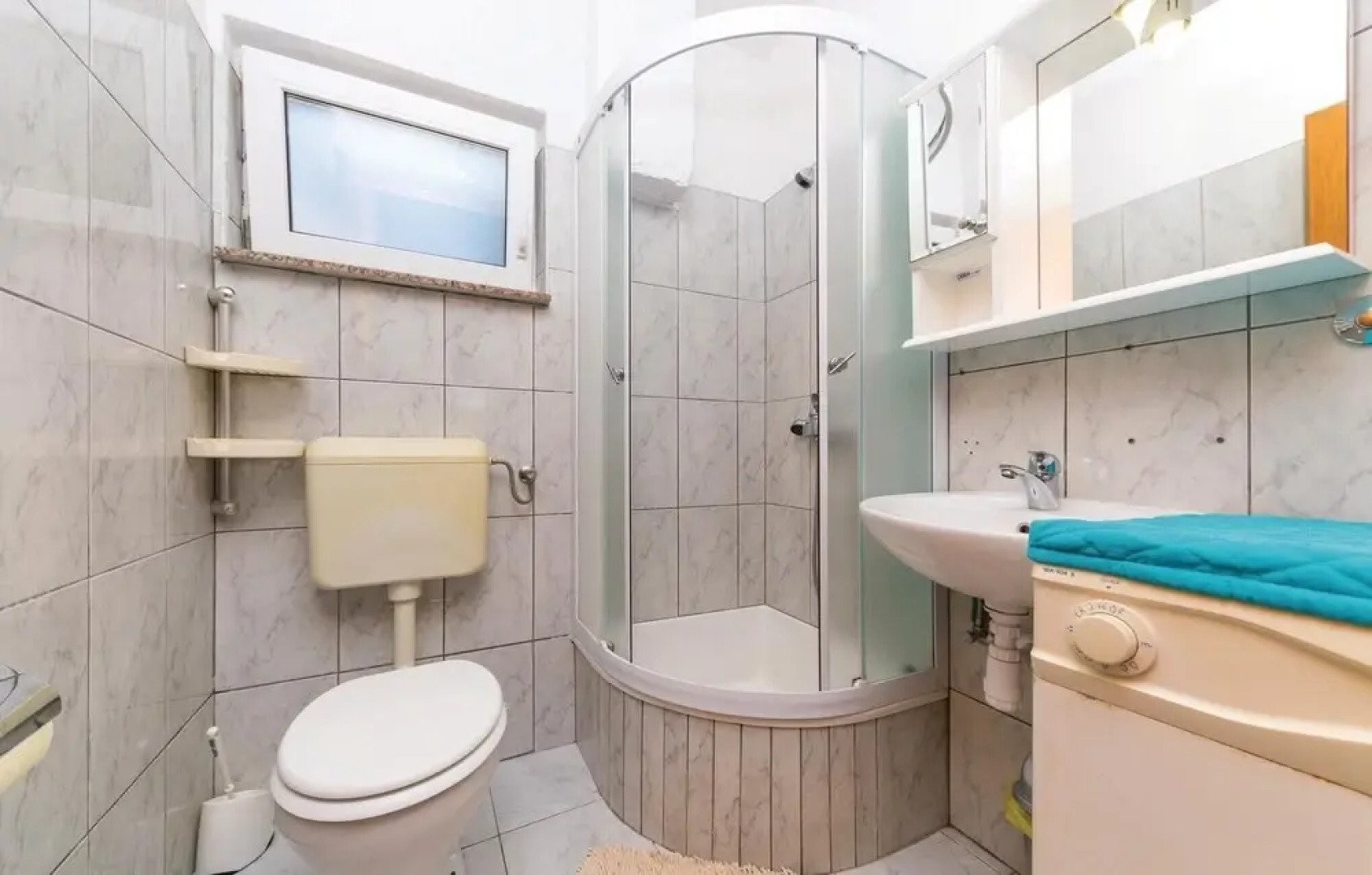 Beautiful Home in Drvenik Veliki With Wifi and 4 Bedrooms