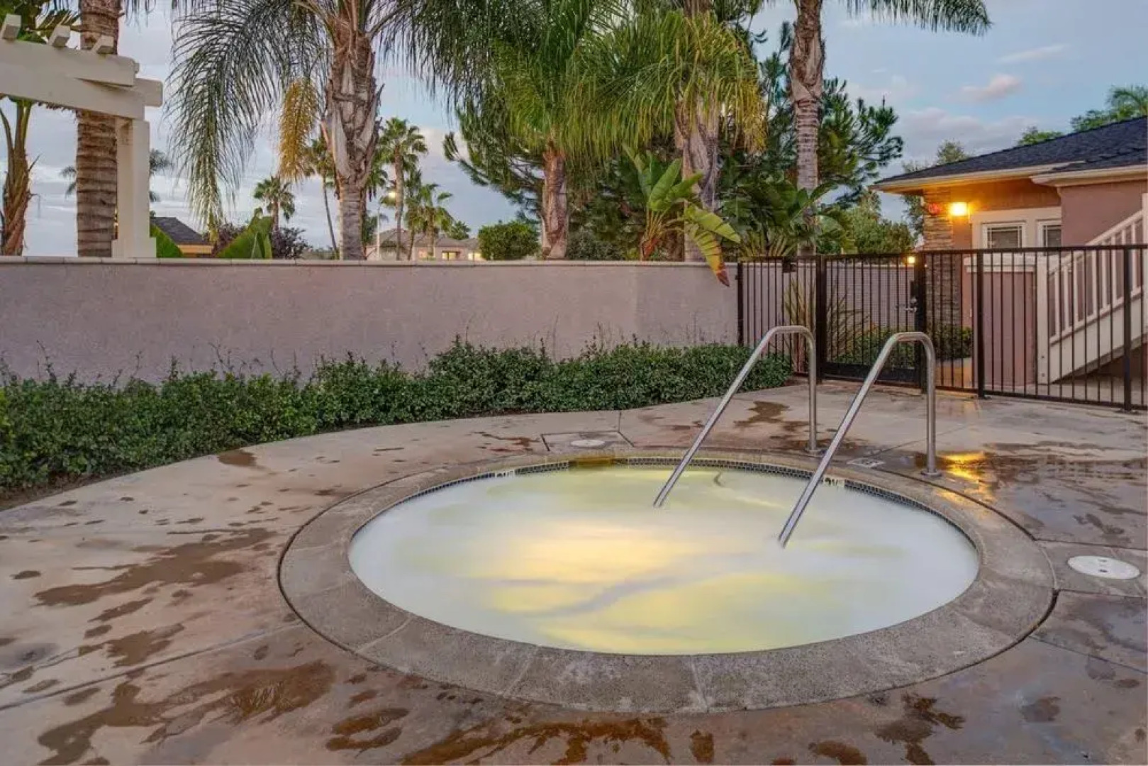 Sonoran Suites of San Diego