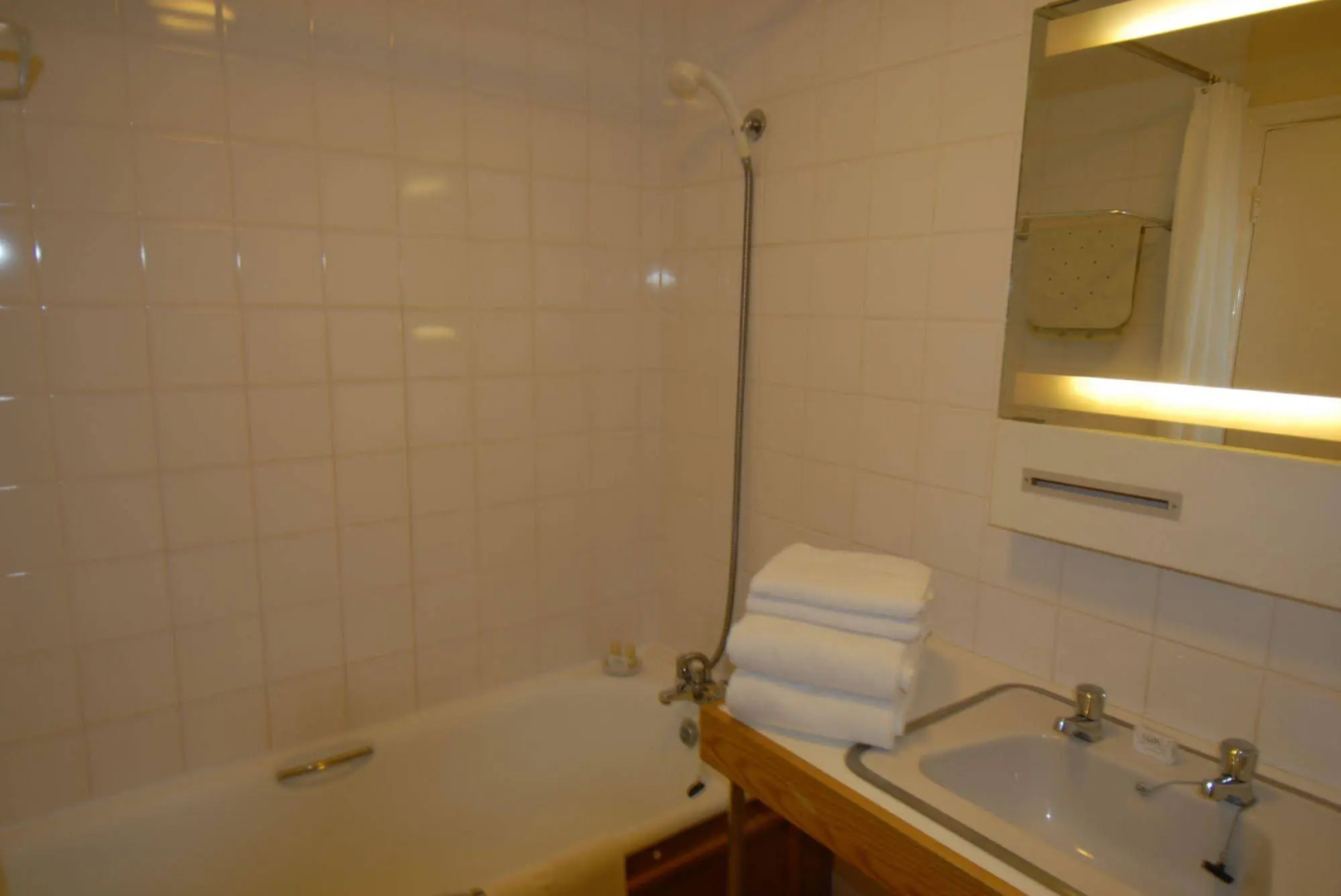 Oaklands Lodge Hotel