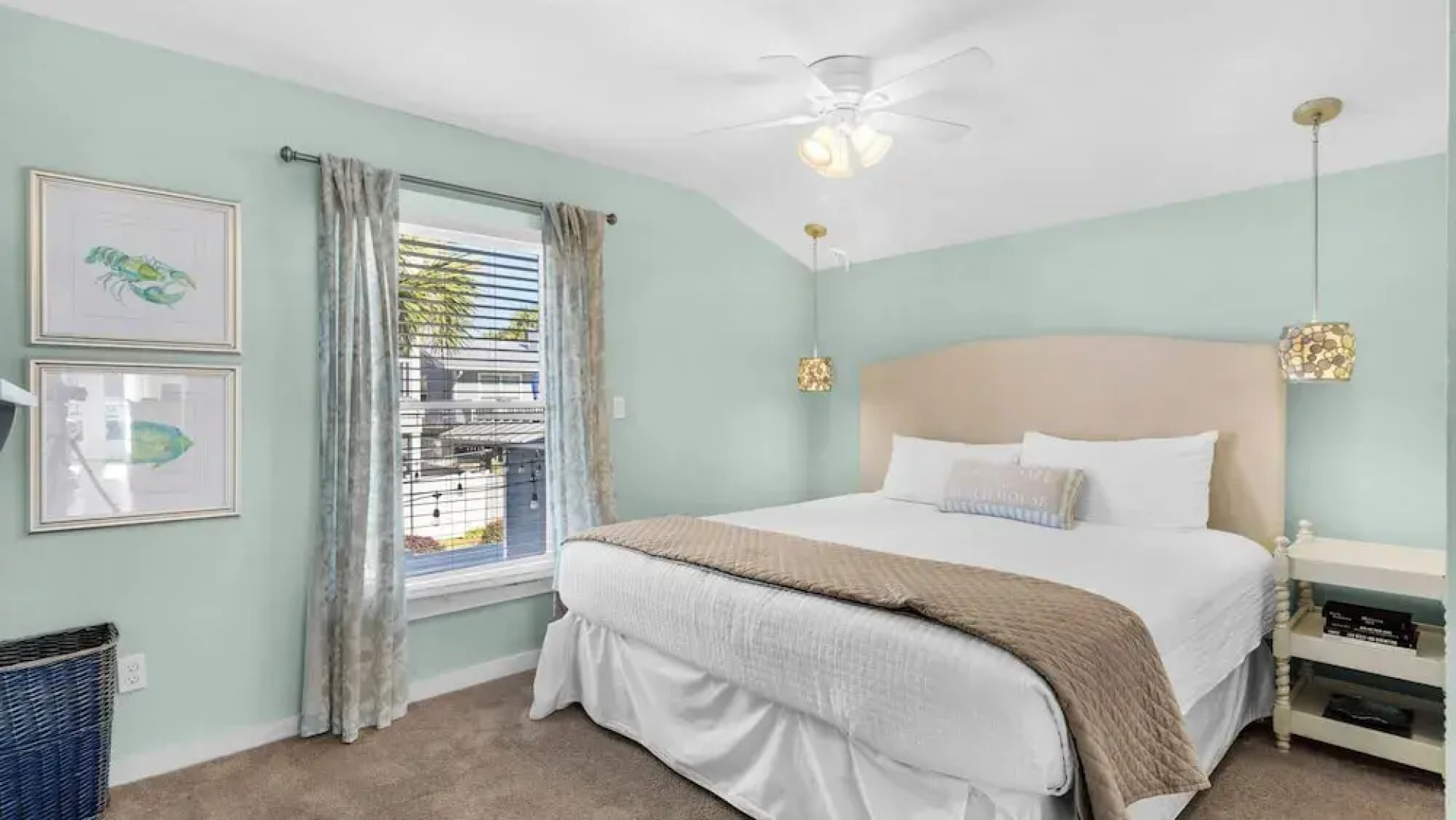 Your Ideal Beach Getaway With Private Pool, Game Room and Close to Beach!