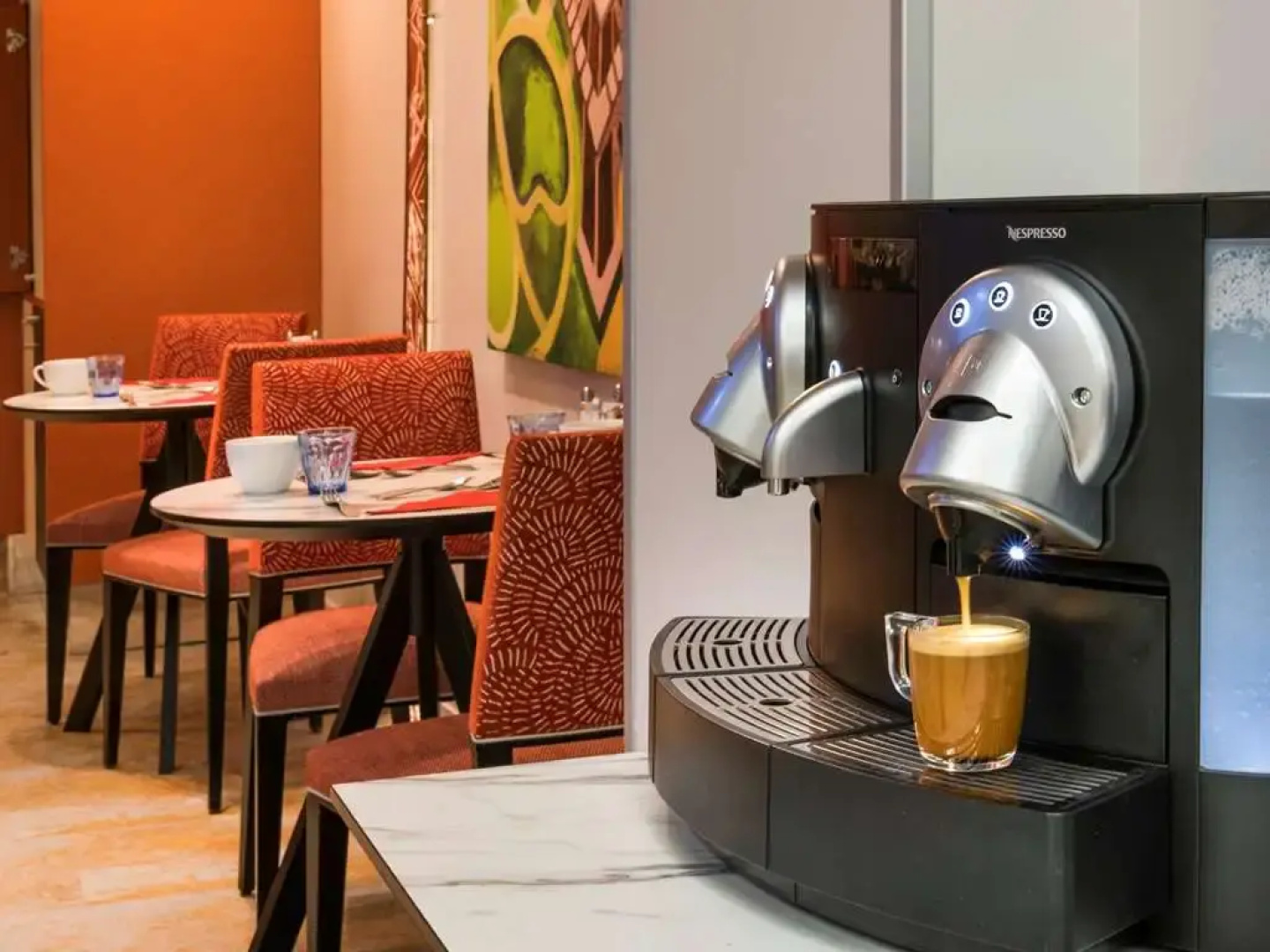 Hôtel Mercure Paris Pont de Levallois Neuilly