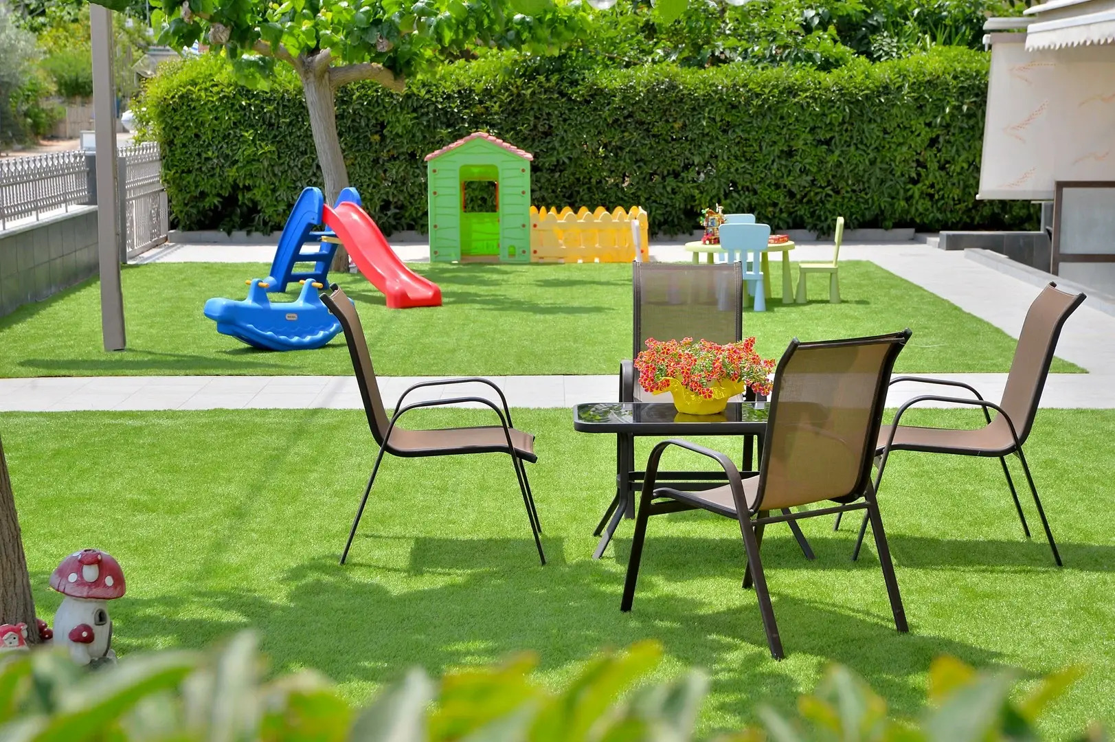 Stork Holiday Apartments - Garden & Sea View