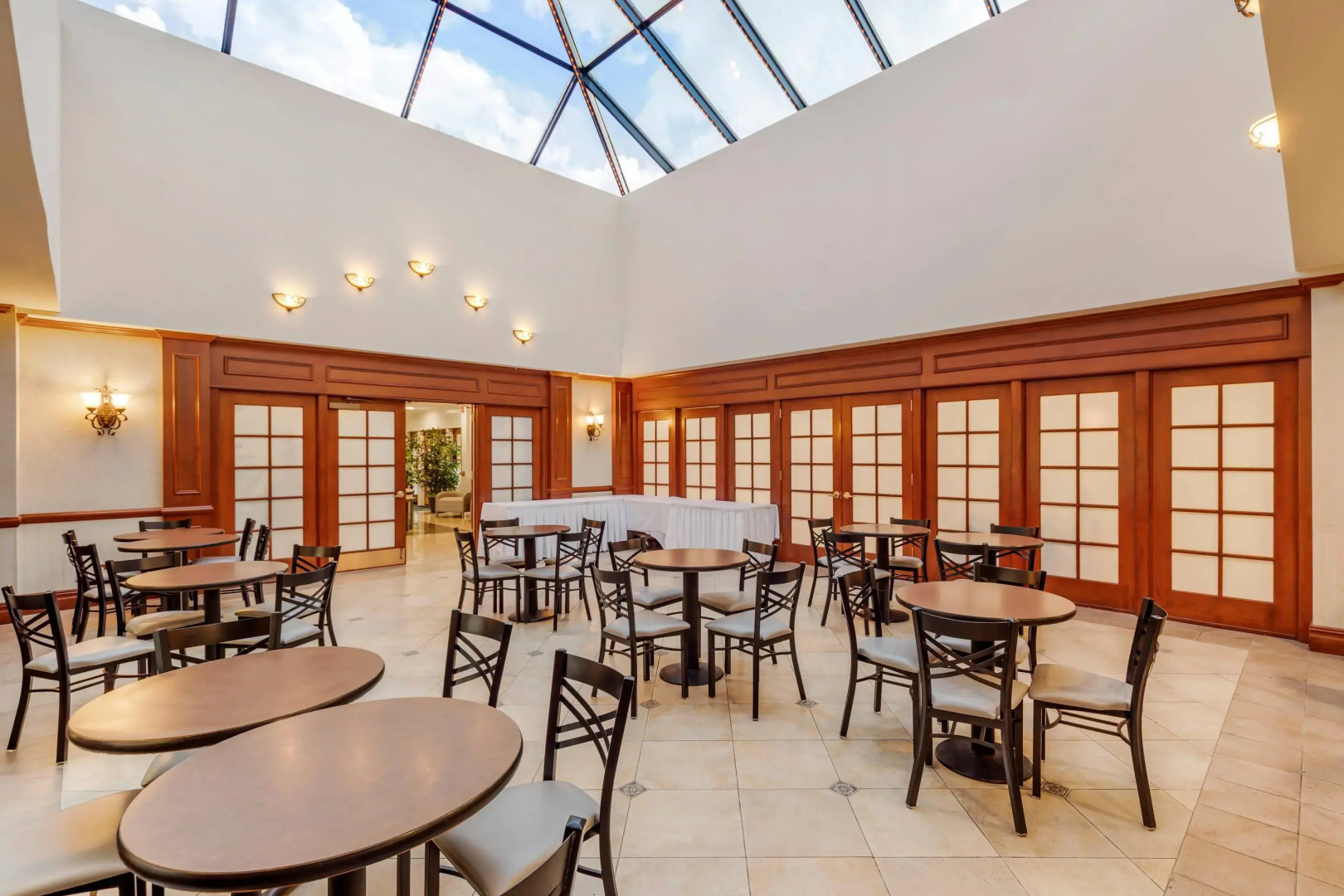 Clarion Hotel & Conference Center