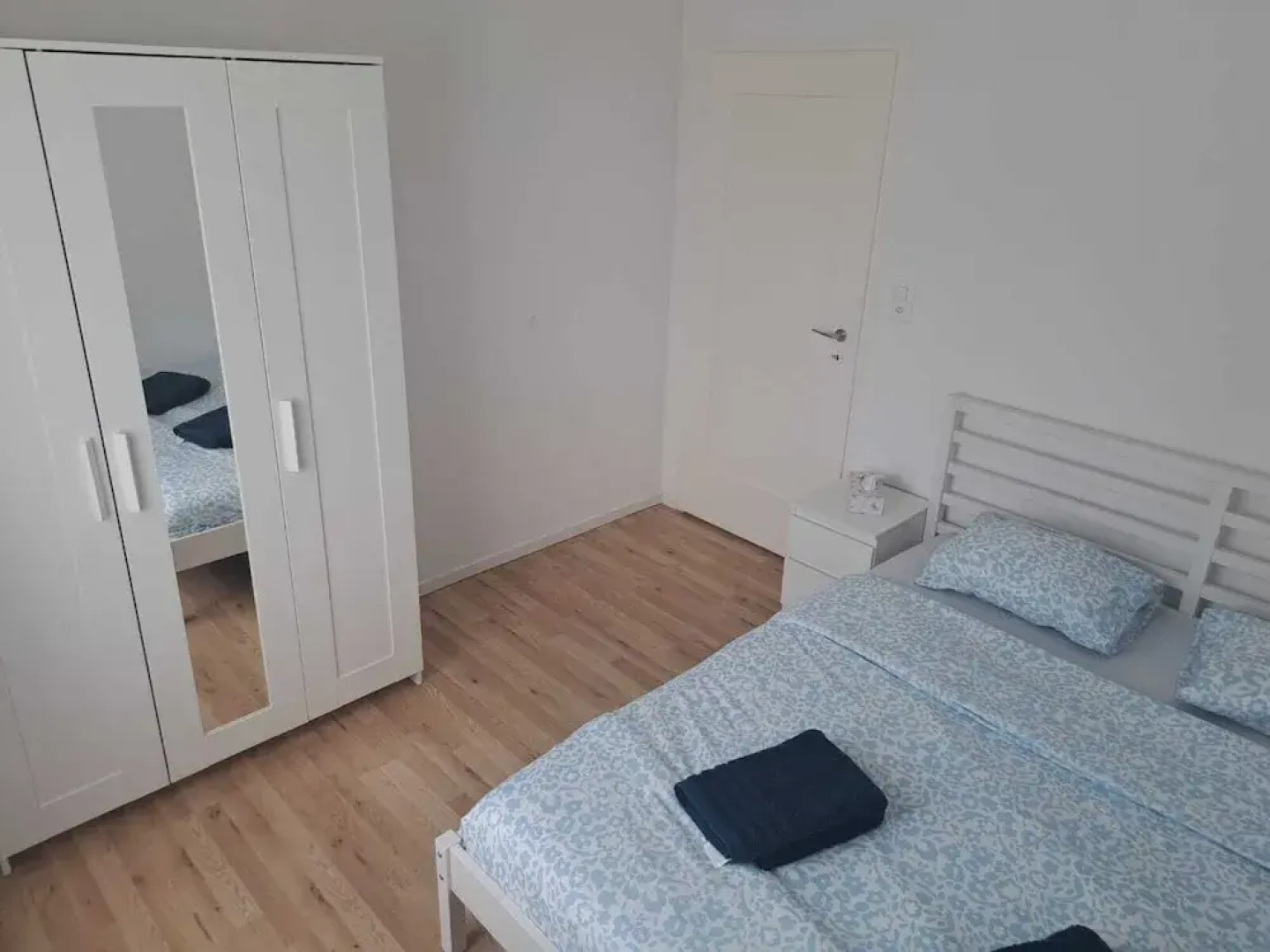 VK - VBD - Zurich Airport - Homestay - Villa Bassersdorf