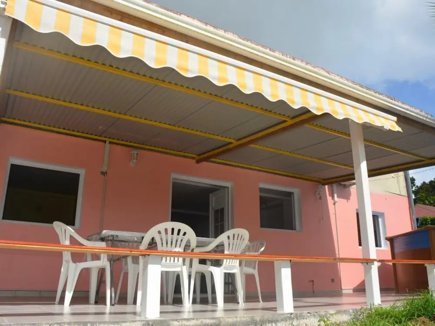 Apartment With 2 Bedrooms in Rivière-pilote, With Wonderful Mountain V