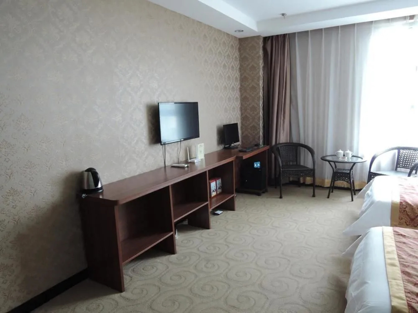 Taiyuan Weibao Business Hotel