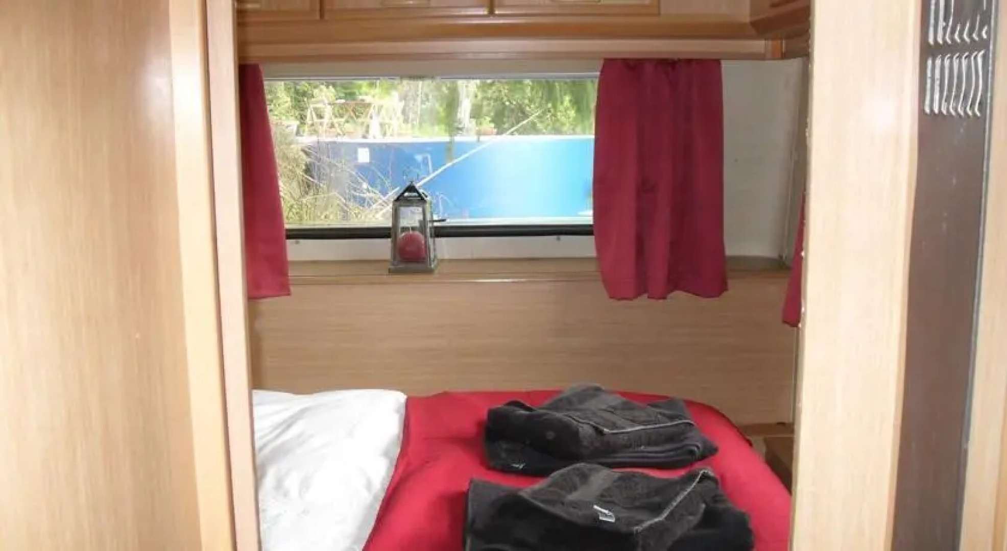 Acorn Lake Fishing and Caravans