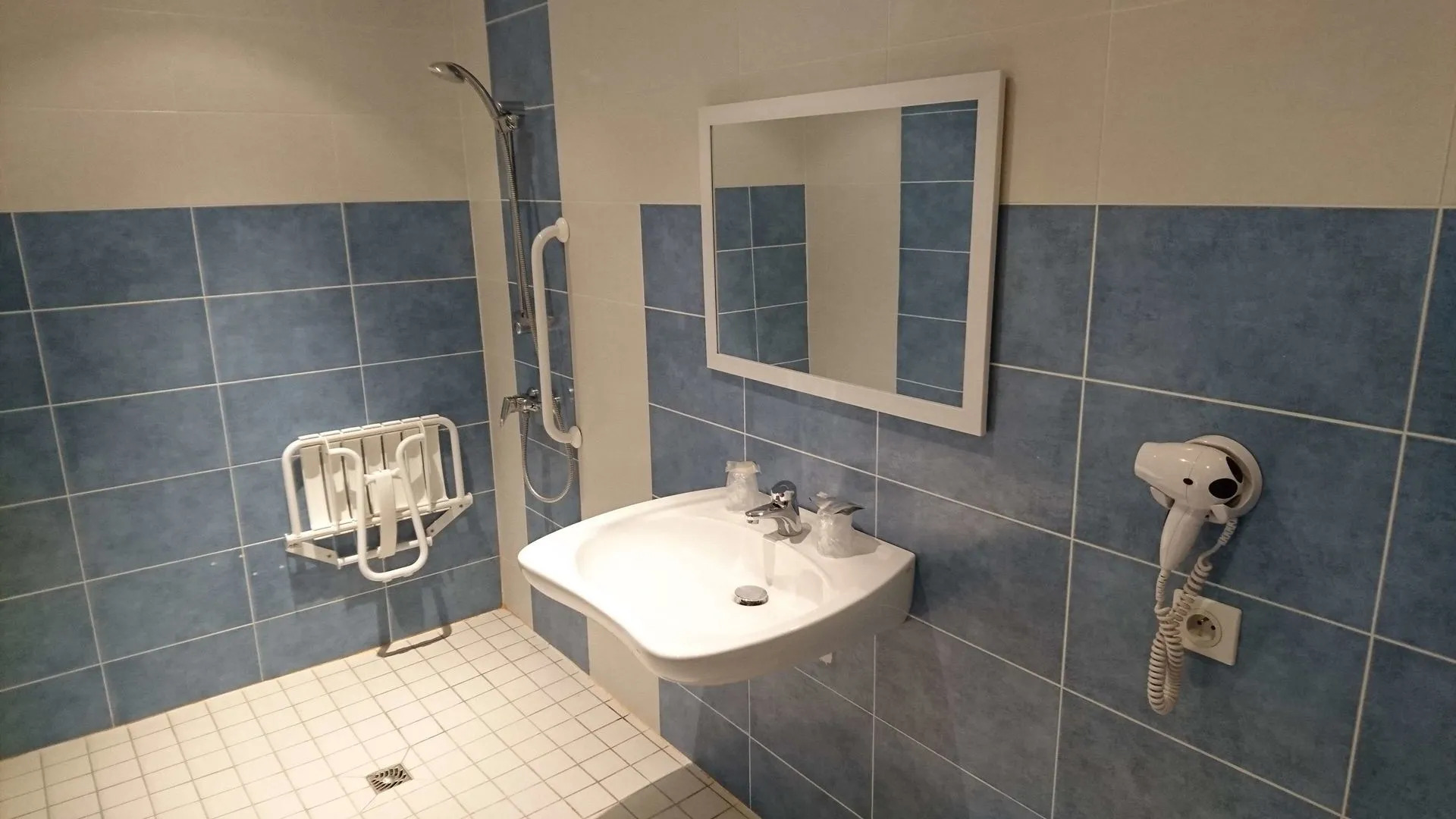 Hotel Kyriad Toulouse Sud - Roques