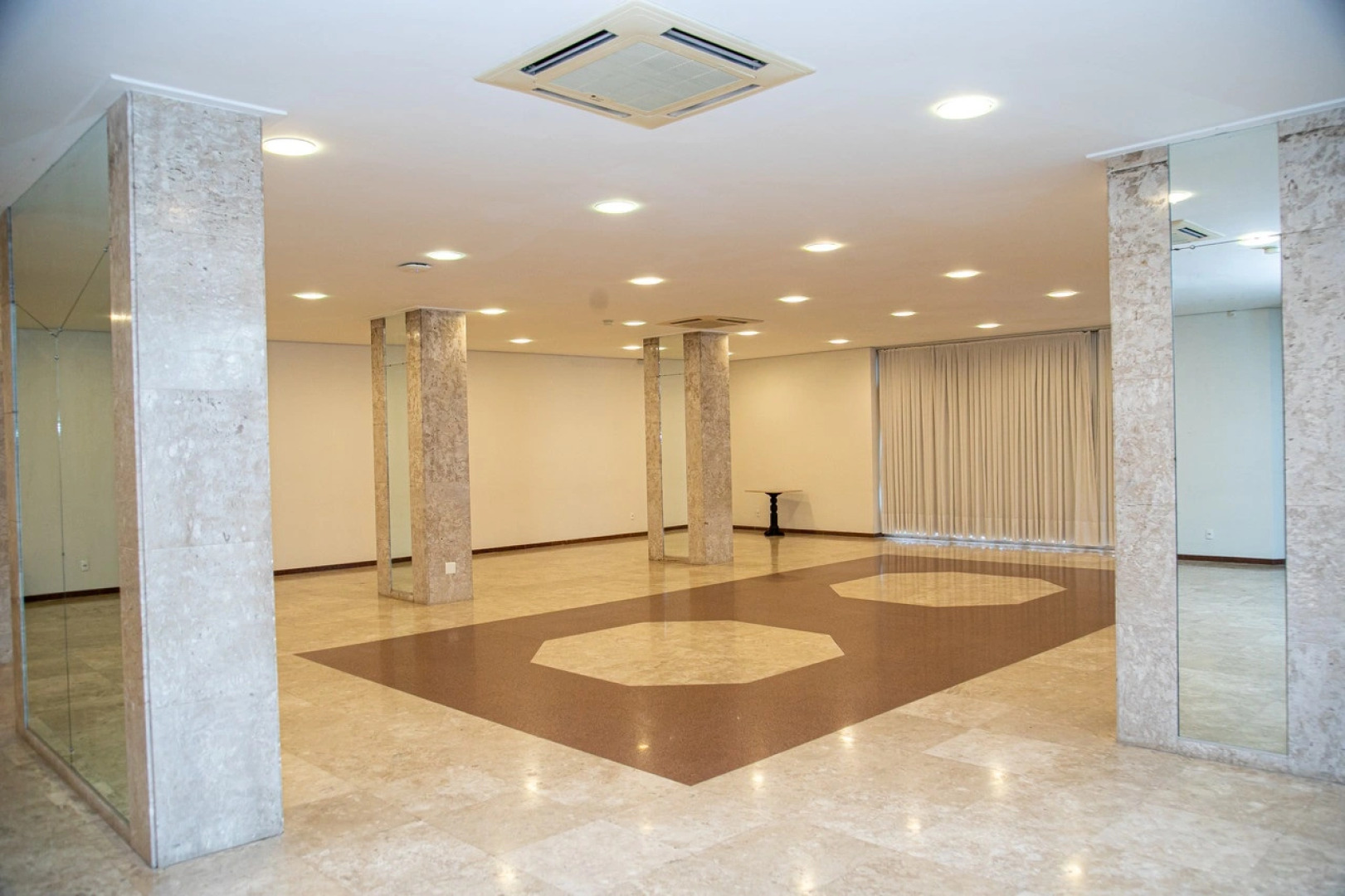 Plaza Blumenau Hotel