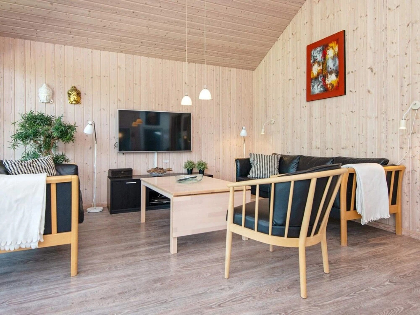 Luxury Beach House With Pool