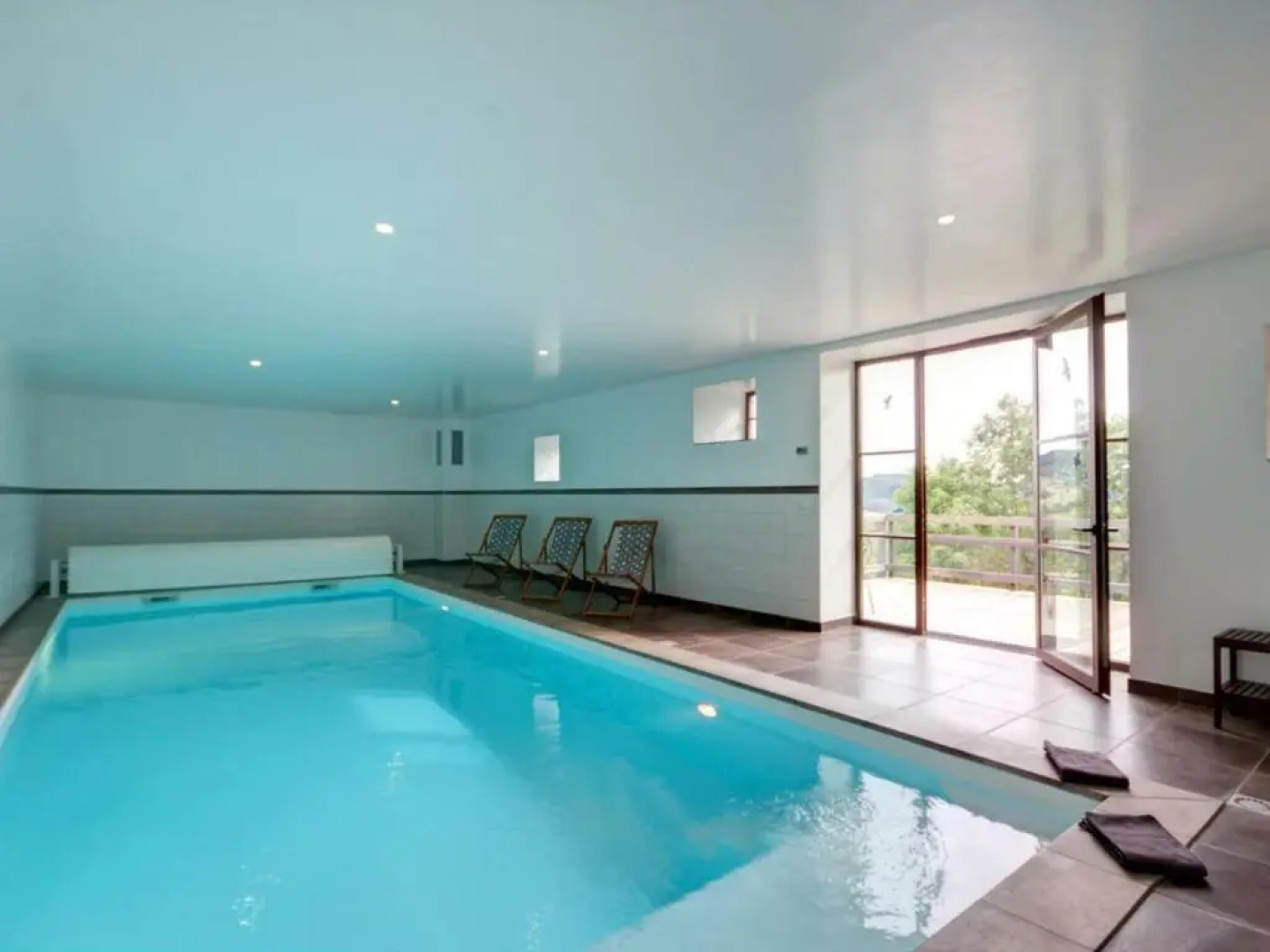 Gîte Saint-Just-la-Pendue, 7 pièces, 12 personnes - FR-1-496-54