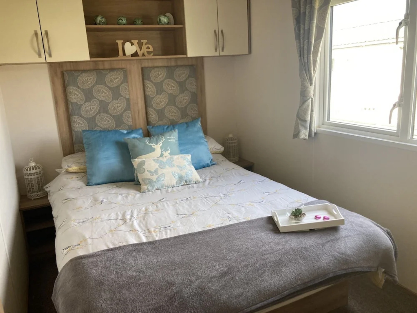 Luxury Pet Friendly Hot Tub Breaks at Tattershall