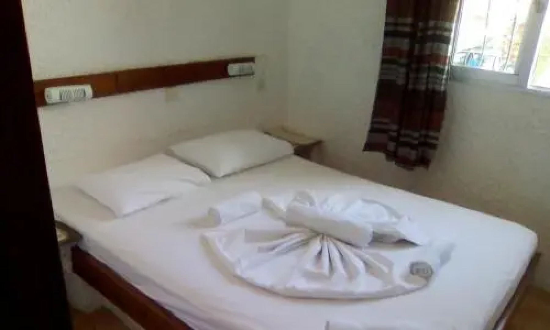 Alexandros Maisonettes & Apartments