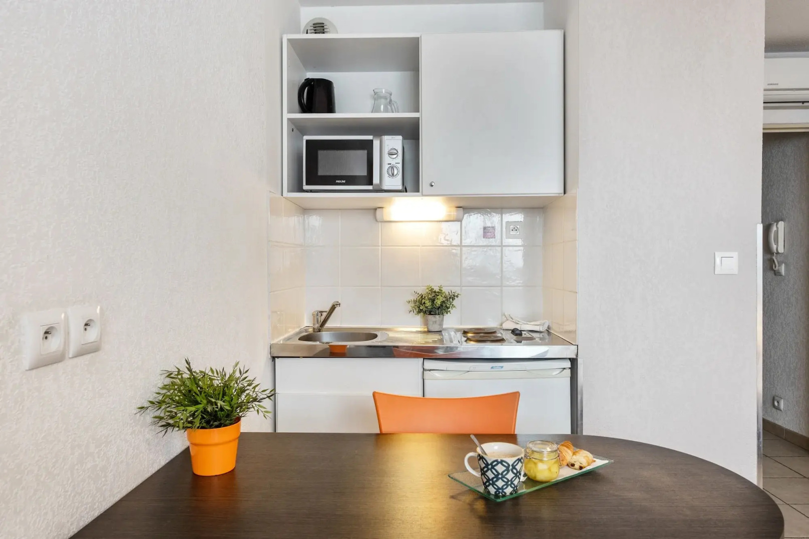 Appart'City Classic Marseille Aéroport – Vitrolles