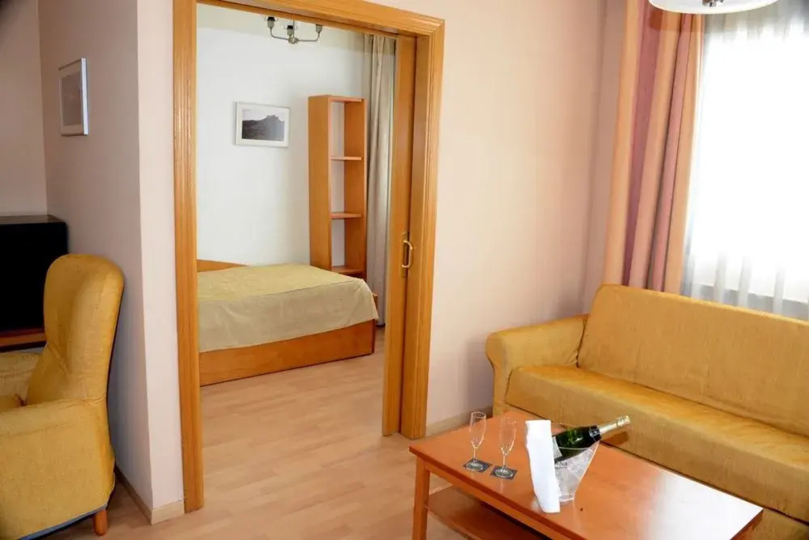 Sercotel Aparthotel Suites Huesca