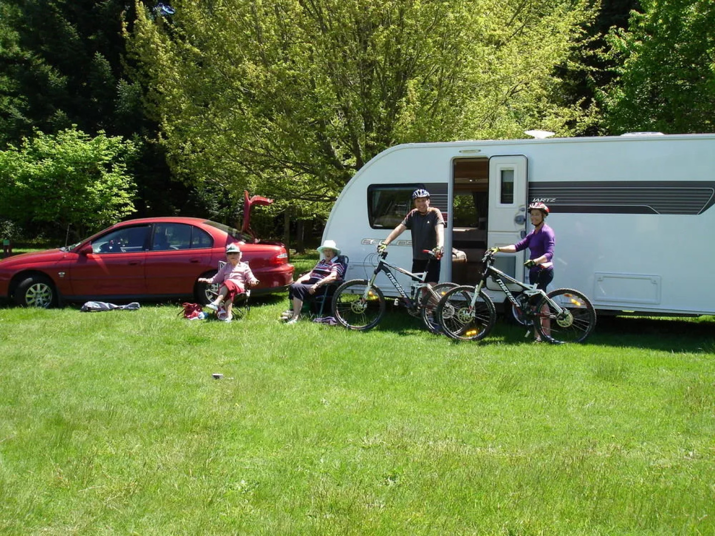 Alpine Holiday Apartments & Campground