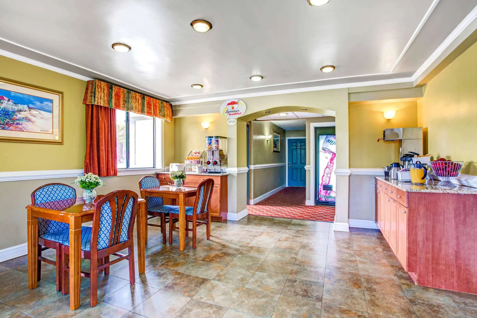 Red Roof Inn Suffolk