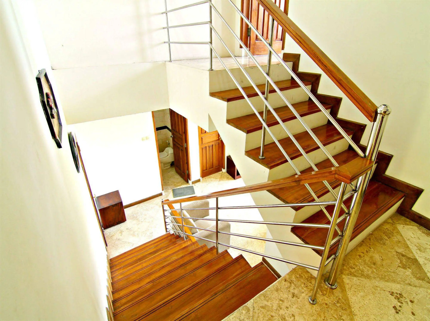 De Bukit Dago Villa by HouseinBandung